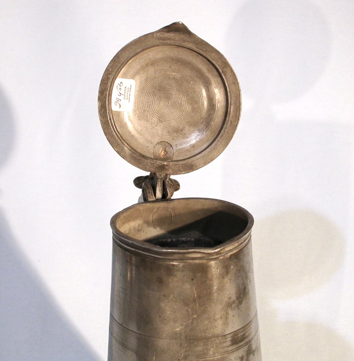 PICHET À VIN EN ETAIN - ABBEVILLE, XVIII ème s-photo-1