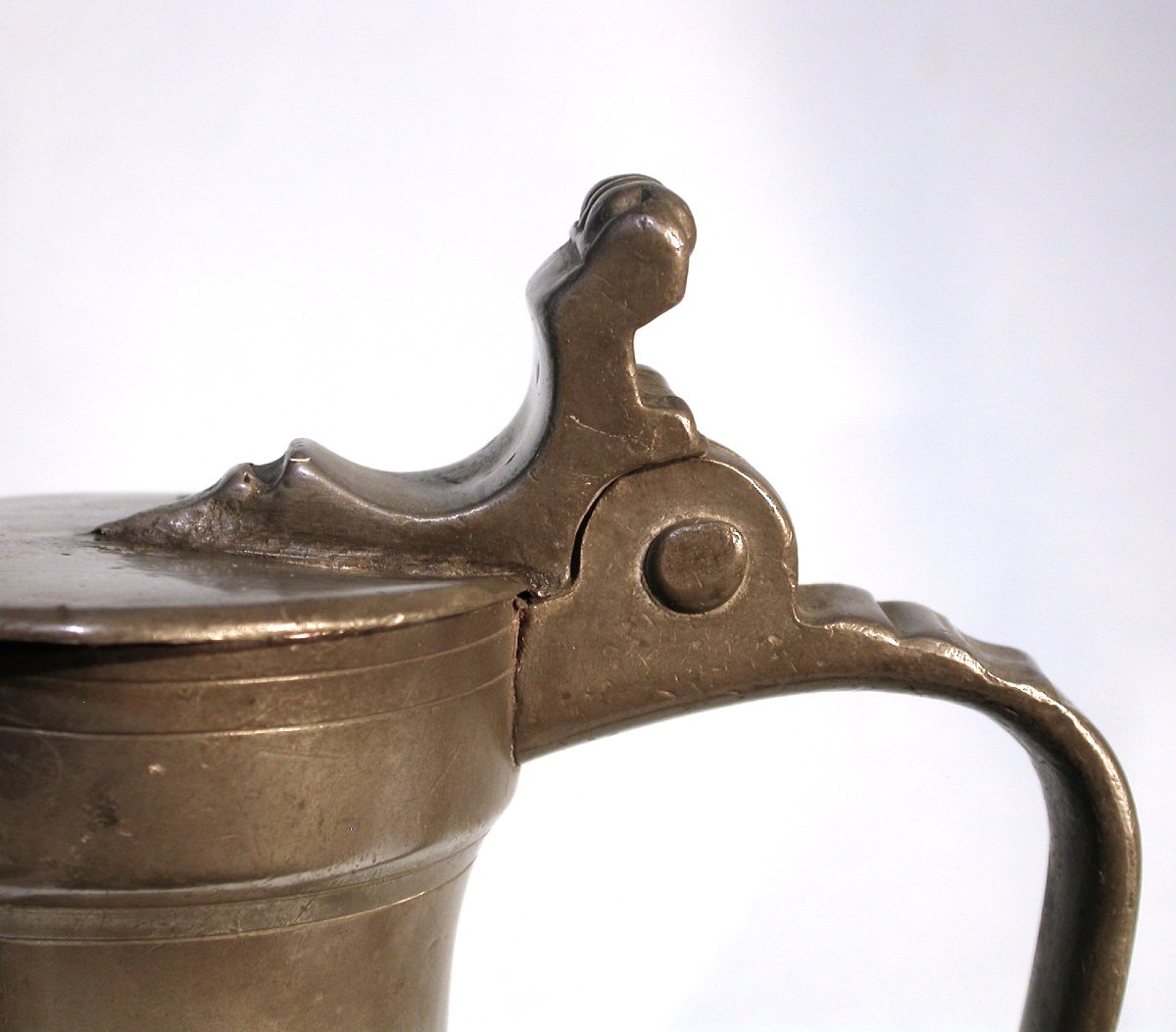 Rare Pewter Wine Pitcher - Vernon, 18th Century-photo-1