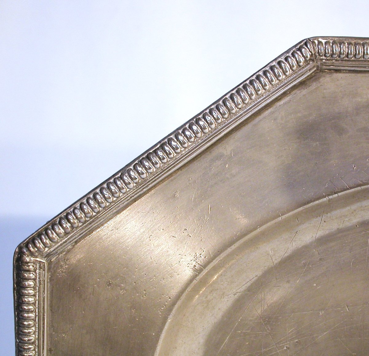 RARE PLAT EN ETAIN ARMORIE - RODEZ, FIN DU XVIII ème s-photo-1