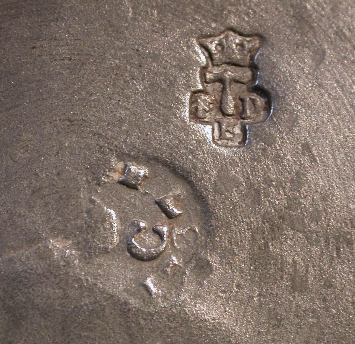 PICHET À VIN EN ETAIN - ETAMPES, XWIII ème s-photo-5