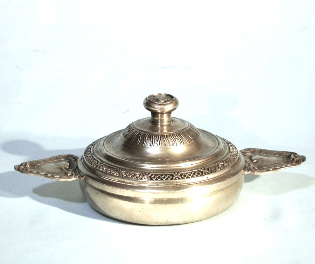 Beautiful Pewter Bowl - Bordeaux, Early 18th Century