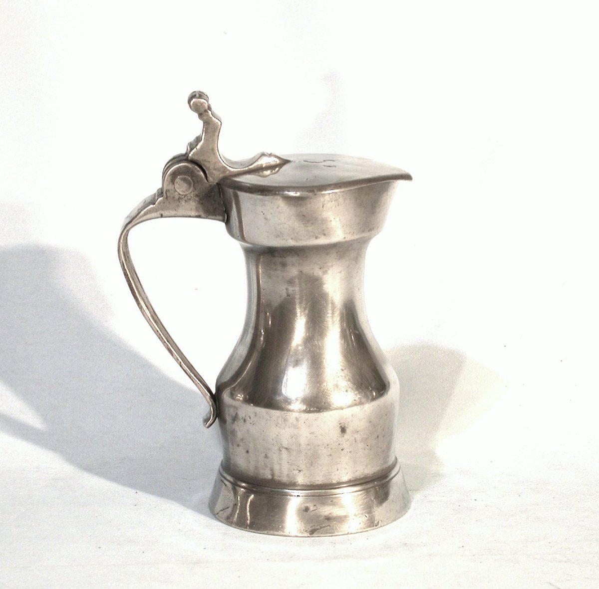 TRES RARE PICHET À VIN EN ETAIN - ECLARON (CHAMPAGNE), XVIII ème s-photo-4