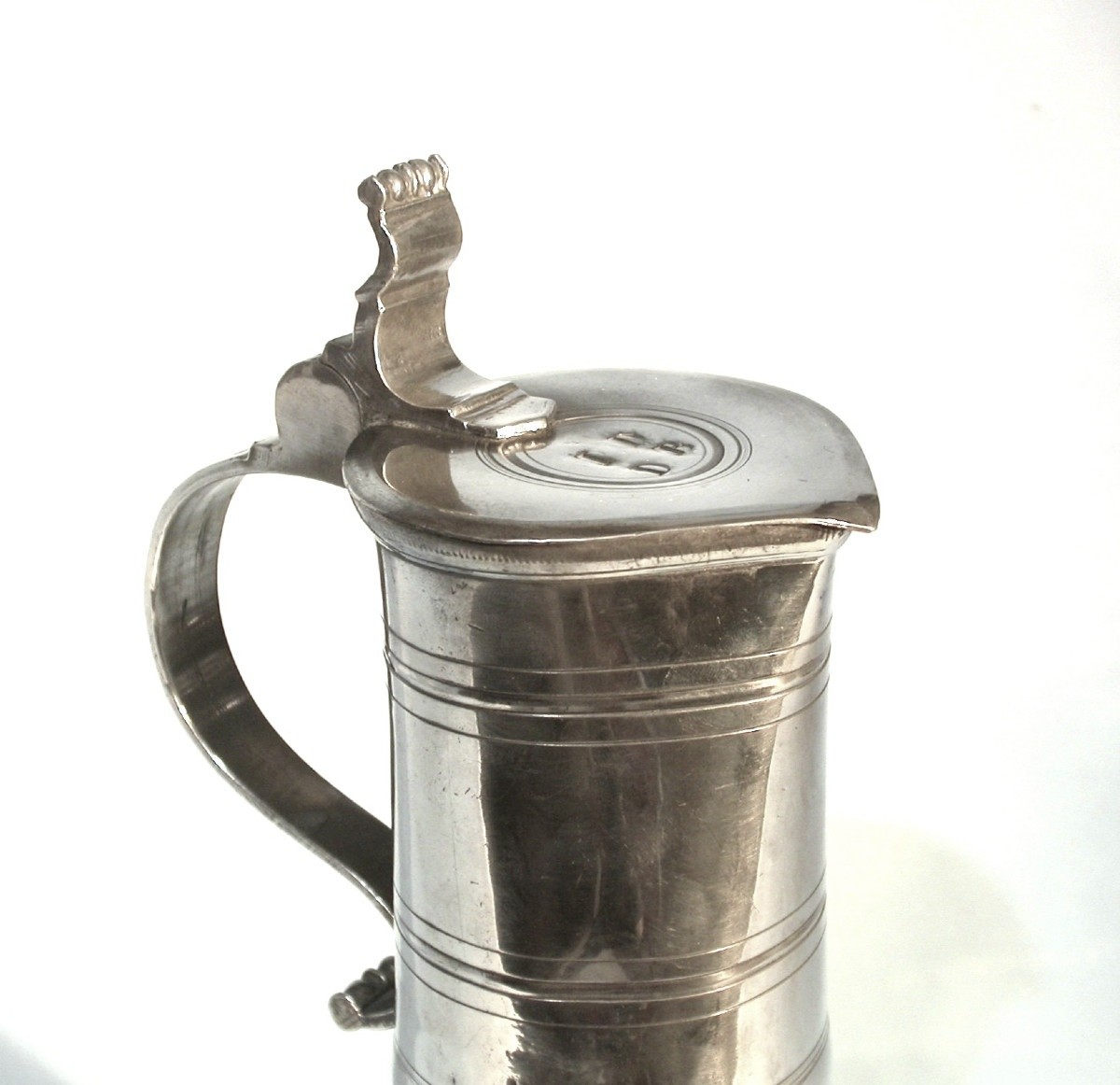 PICHET À VIN EN ETAIN - STRASBOURG, TOUT DEBUT DU XIX ème s.