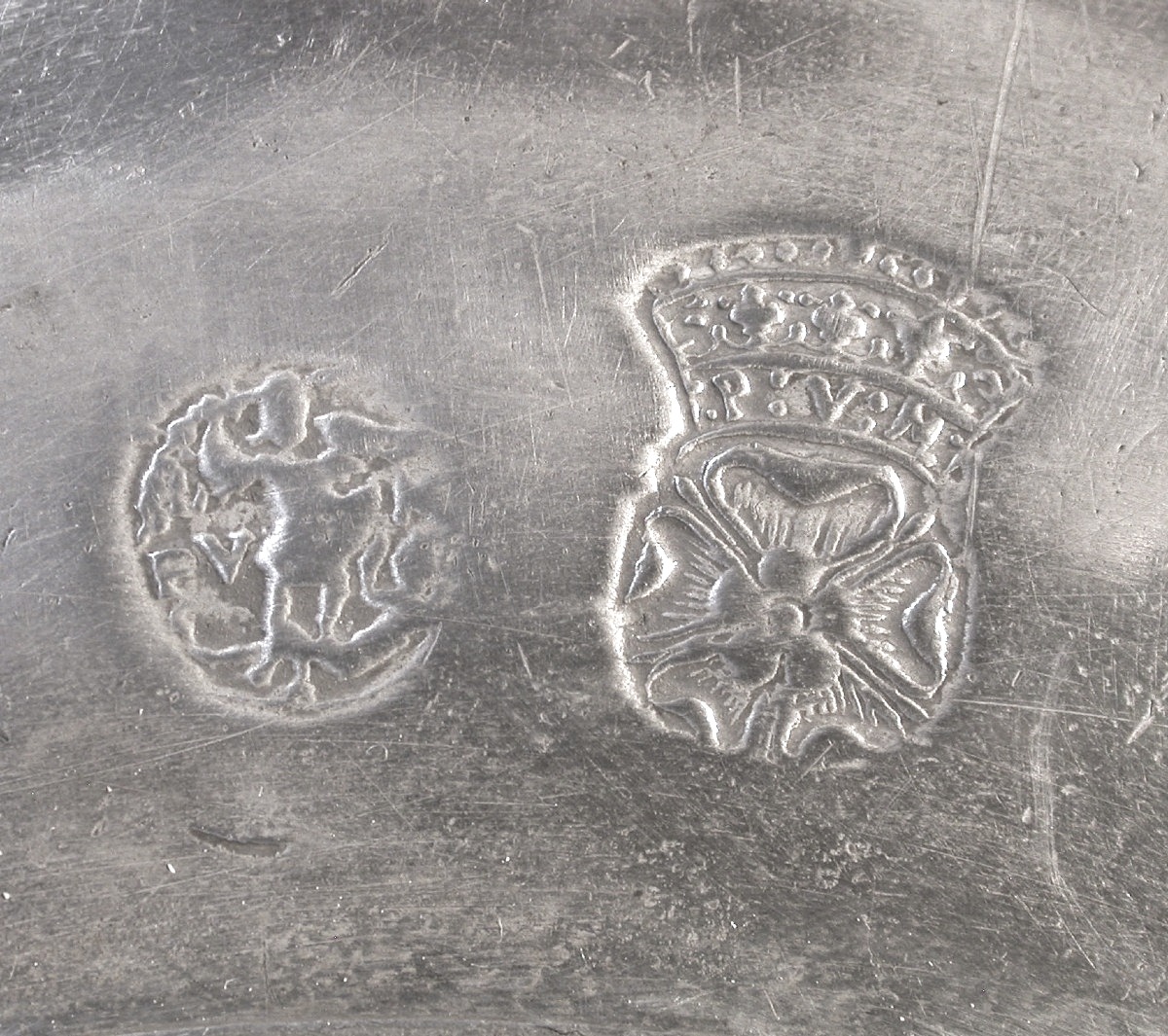 "cardinal" Plate In Pewter - Brussels, Circa 1700-photo-4