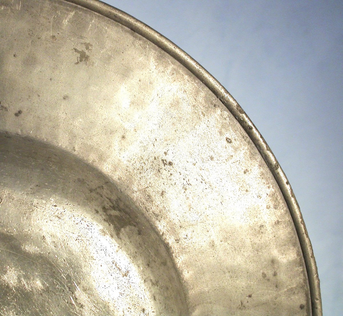Large Round Forged Pewter Platter -angers, XVII Th C.-photo-2