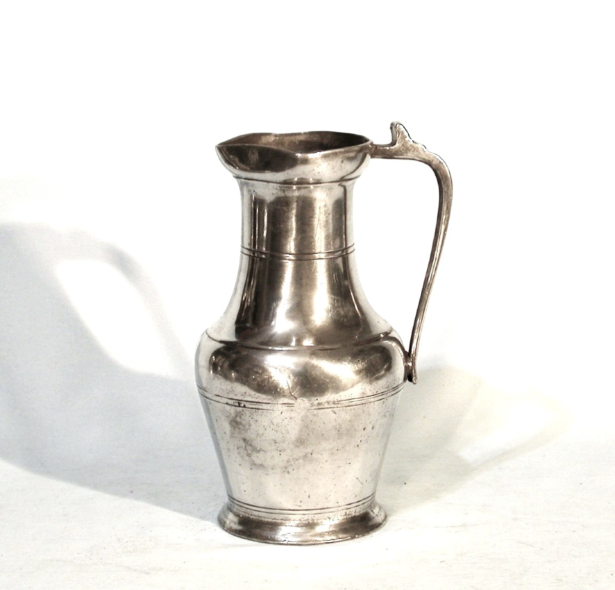 Open Pewter Wine Pitcher - Burgundy Or Champagne, 18th Century