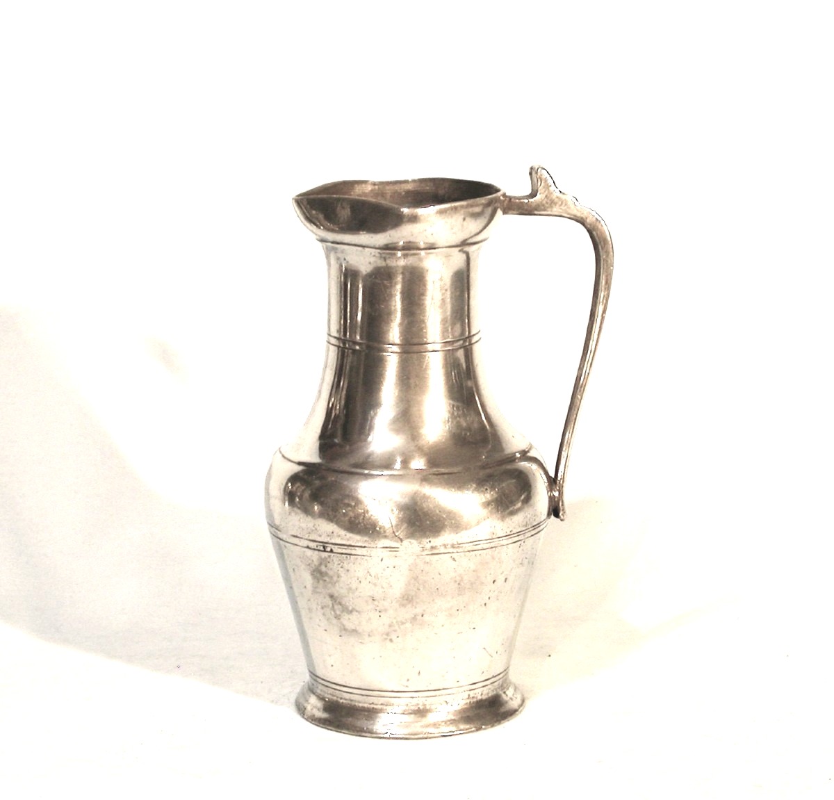 Open Pewter Wine Pitcher - Burgundy Or Champagne, 18th Century