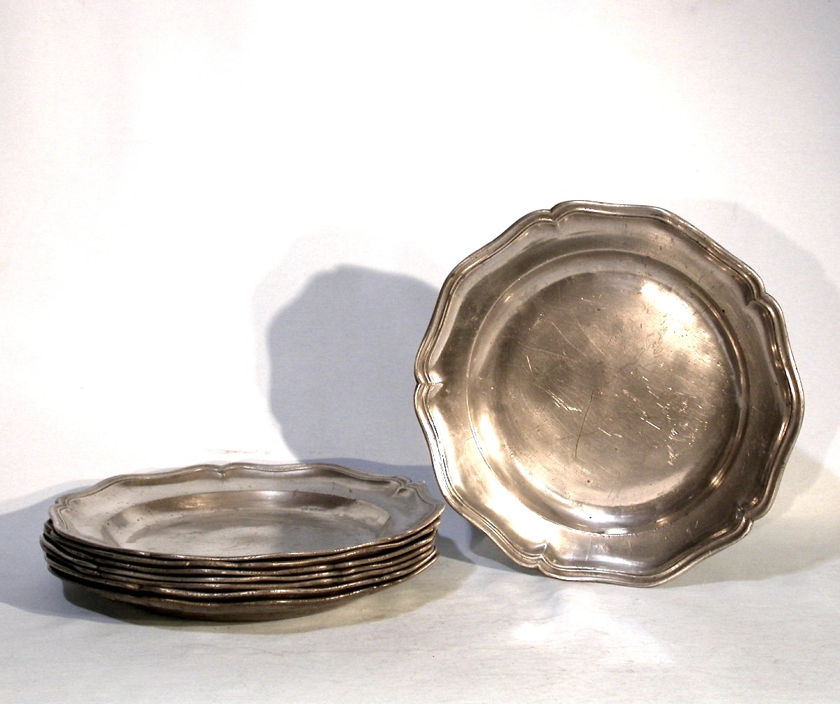 Set Of 8 Pewter Plates - Brussels, 18th Century