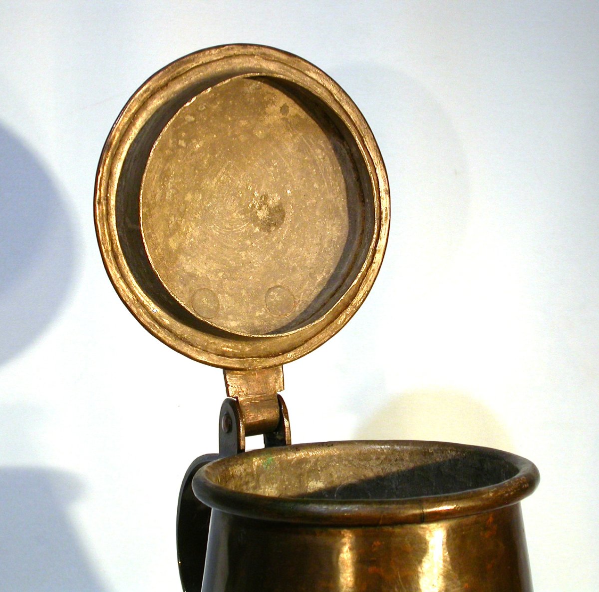 GRANDE CRUCHE EN CUIVRE -  FIN DU XVII ème s-photo-1