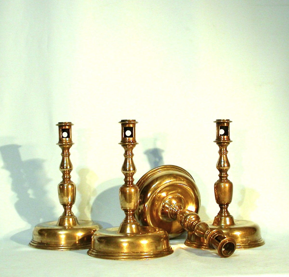 Rare Set Of Four Bronze Torchlights - Spain, Circa 1600