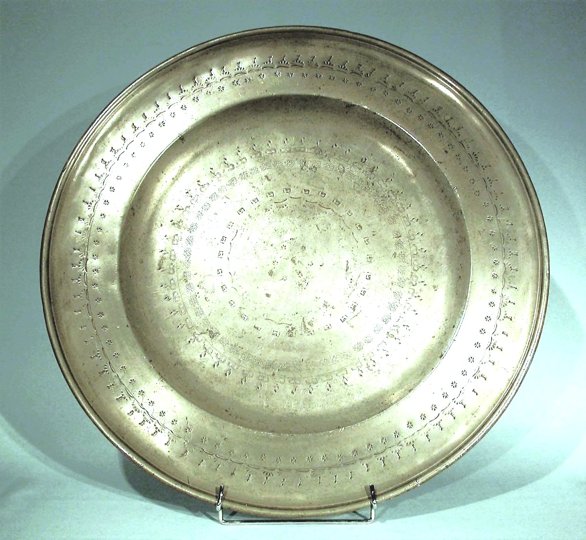 Very Large Pewter Dish - Turin, 18th Century