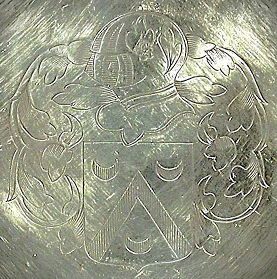 PLAT ARMORIE EN ETAIN - ANGERS, DEBUT DU XIX ème s-photo-2
