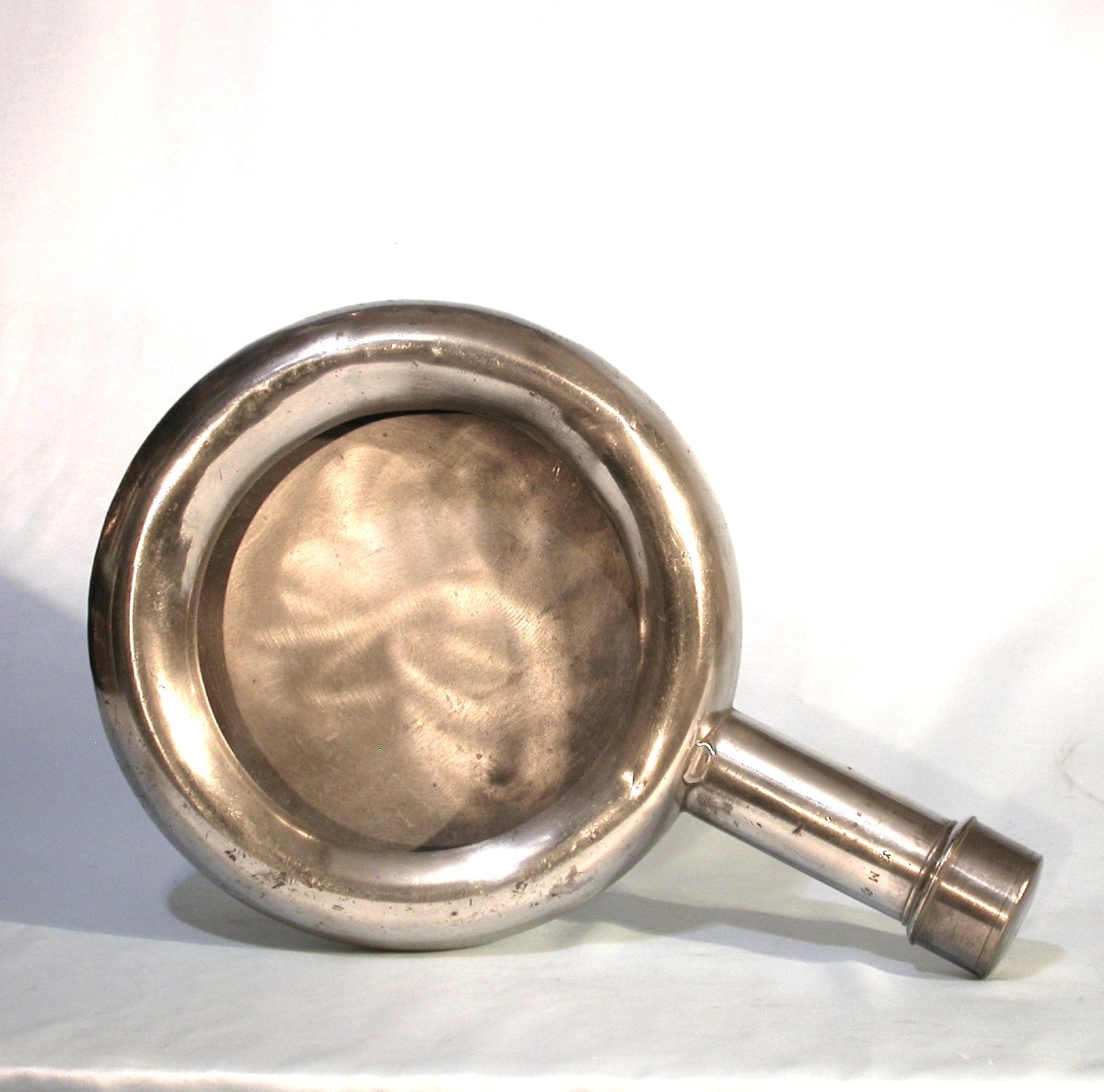 MEDECINE, CONFORT - BASSIN DE LIT EN ETAIN - Besançon, XIX ème s-photo-2