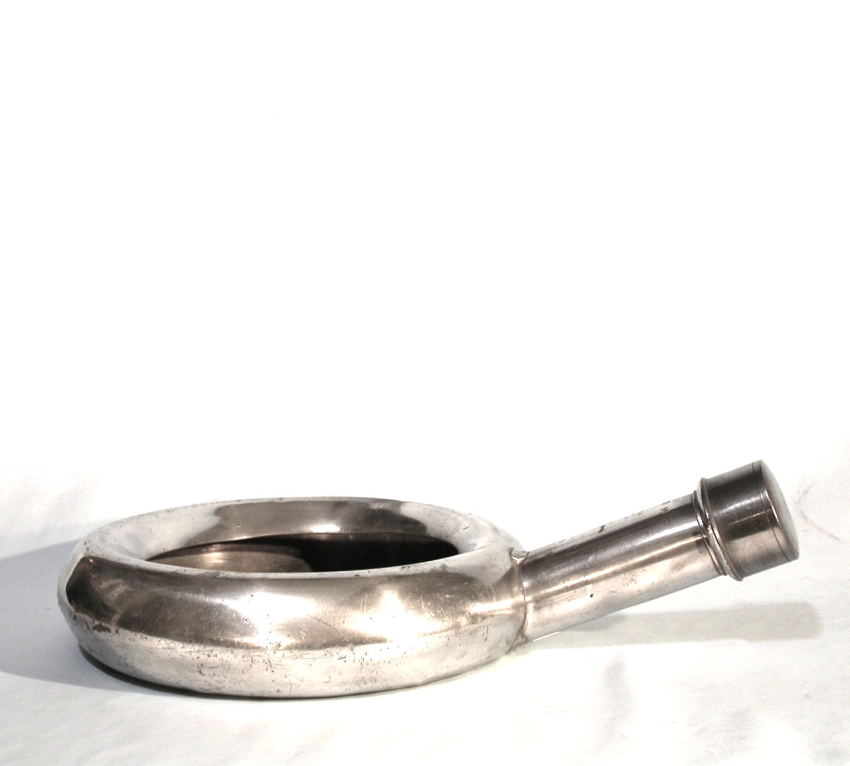 MEDECINE, CONFORT - BASSIN DE LIT EN ETAIN - Besançon, XIX ème s