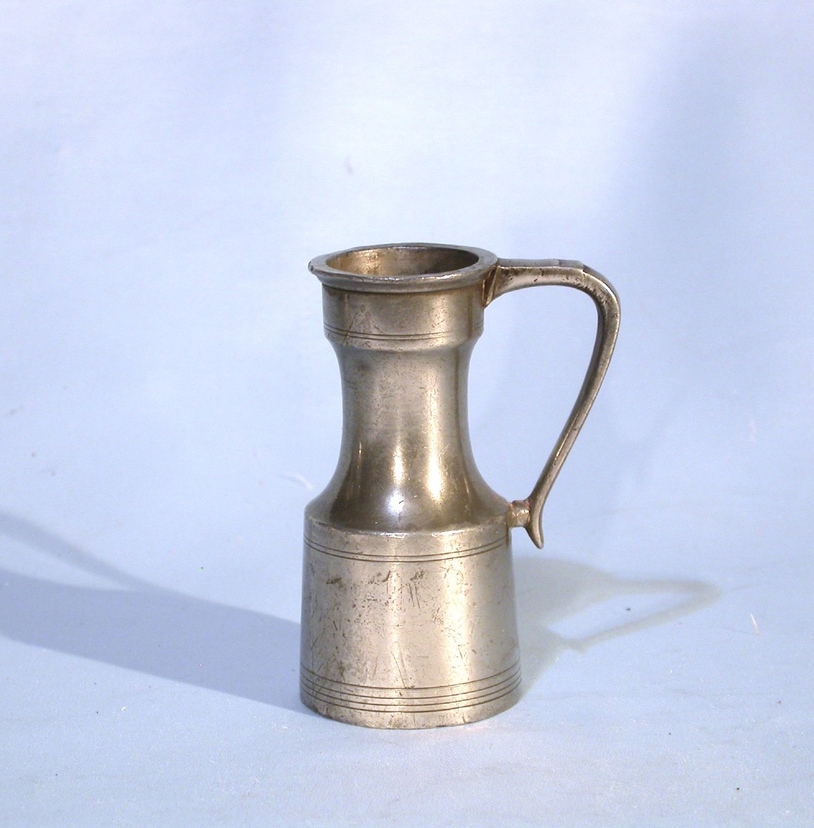 Pewter Alcohol Measuring Jug - Avallon (bourgogne), 18th Century