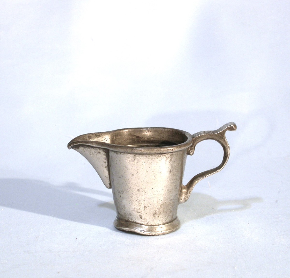 Medicine, Pharmacy - Minuscule Measuring Potion In Pewter - Alsace (?), Mid-19th C.