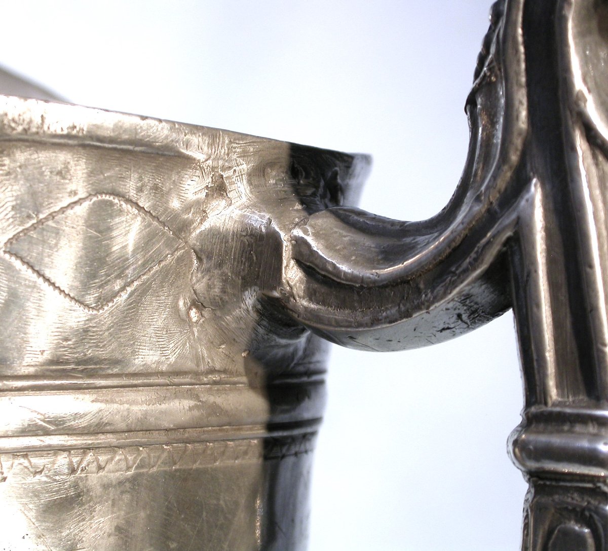 A Unique Pewter Pitcher From Saint-nicolas-de-port (lorraine), 18th Century-photo-5