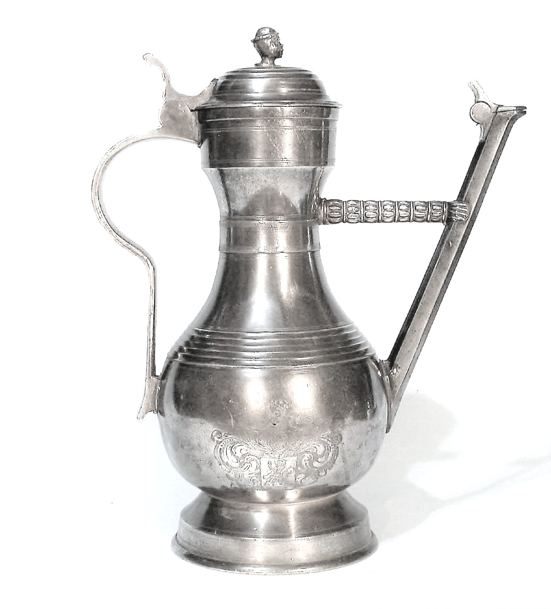AIGUIERE ARMORIEE EN ETAIN - BERNE (SUISSE), CIRCA 1800-photo-3