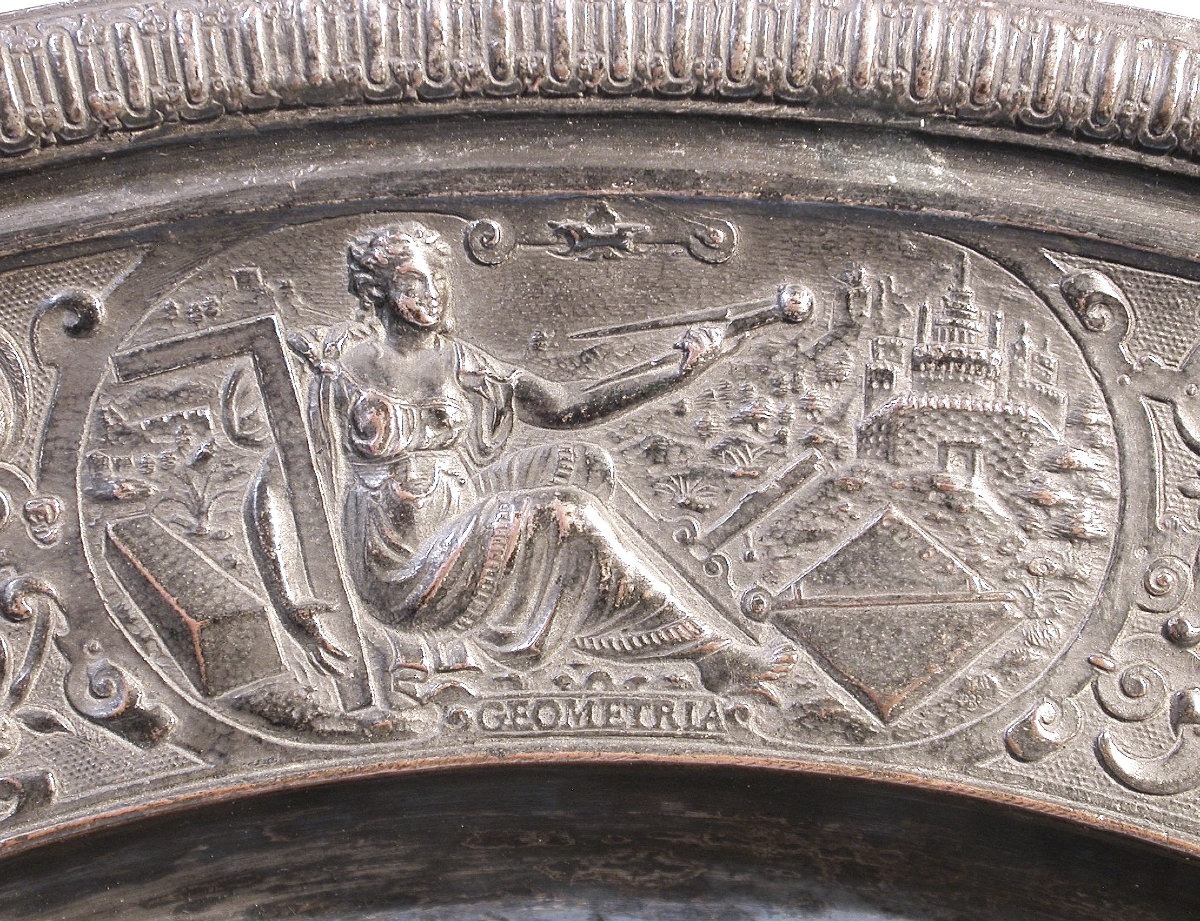 PLAT DE LA  "TEMPERANCE" - CUIVRE ARGENTE - XIX ème s-photo-2