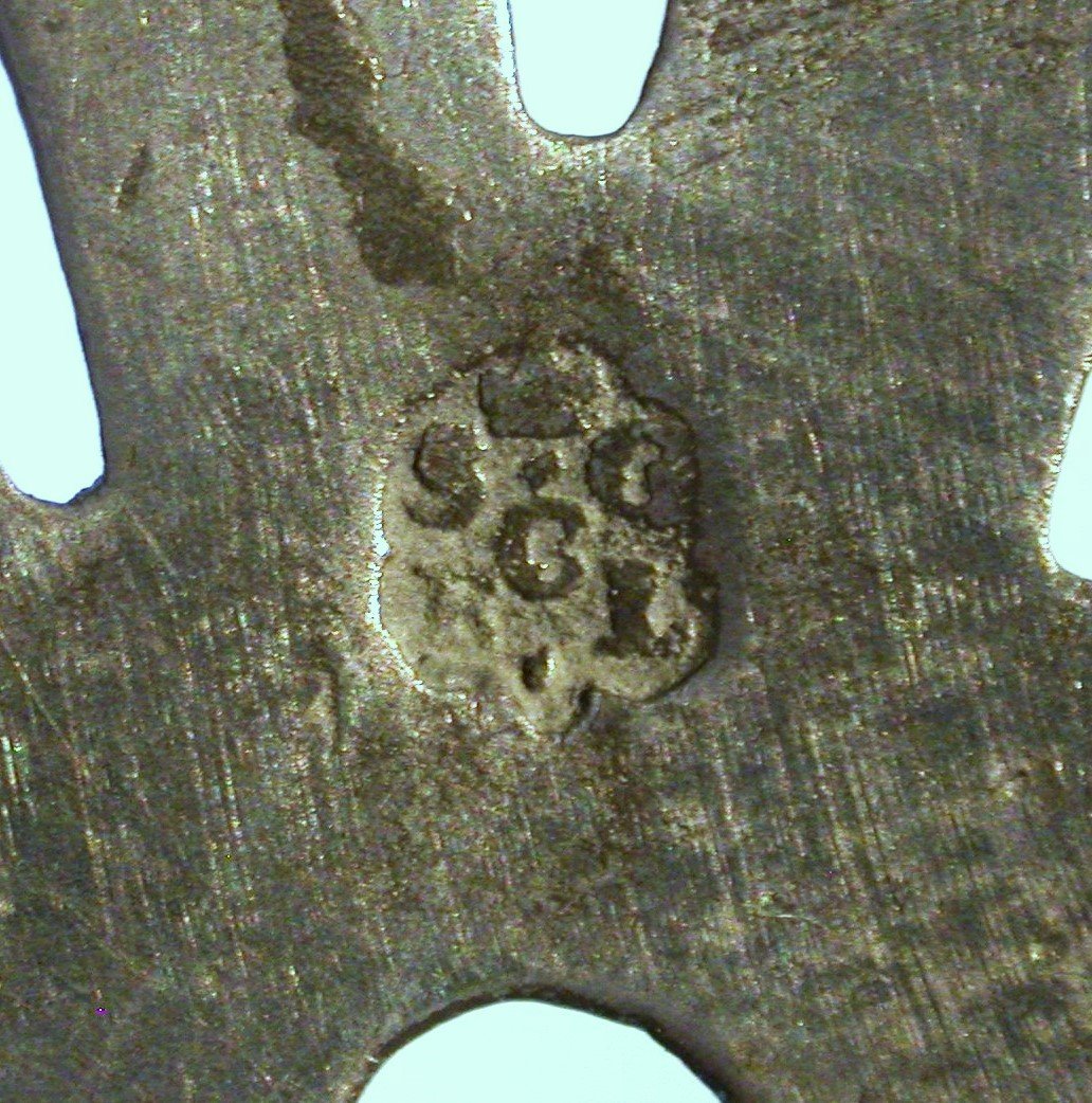 RARE ECUELLE EN ETAIN - SAINT-GERMAIN-EN-LAYE, FIN DU XVIII ème s-photo-2