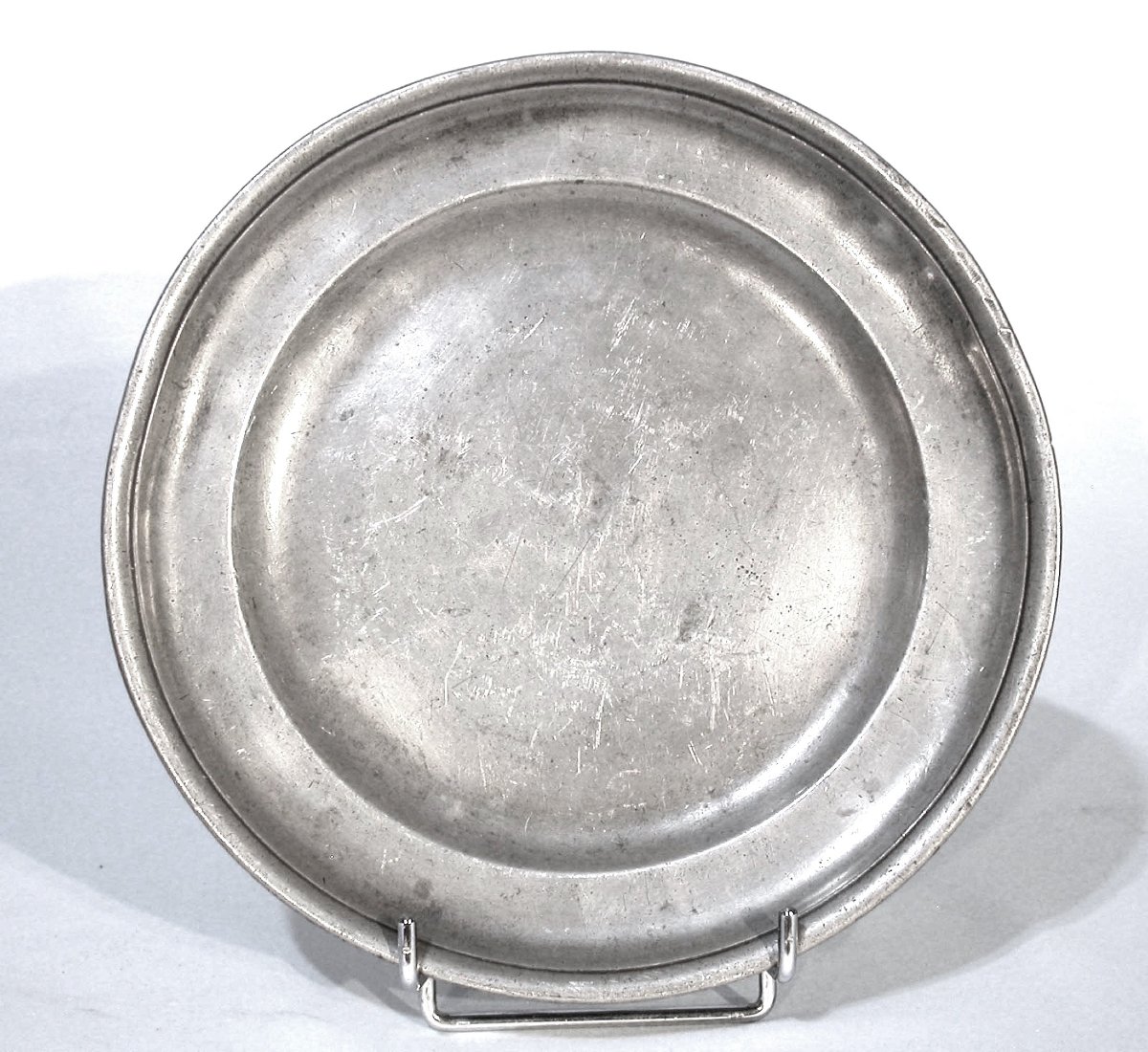 ASSIETTE EN ETAIN - LILLE, DEBUT DU XIX ème s
