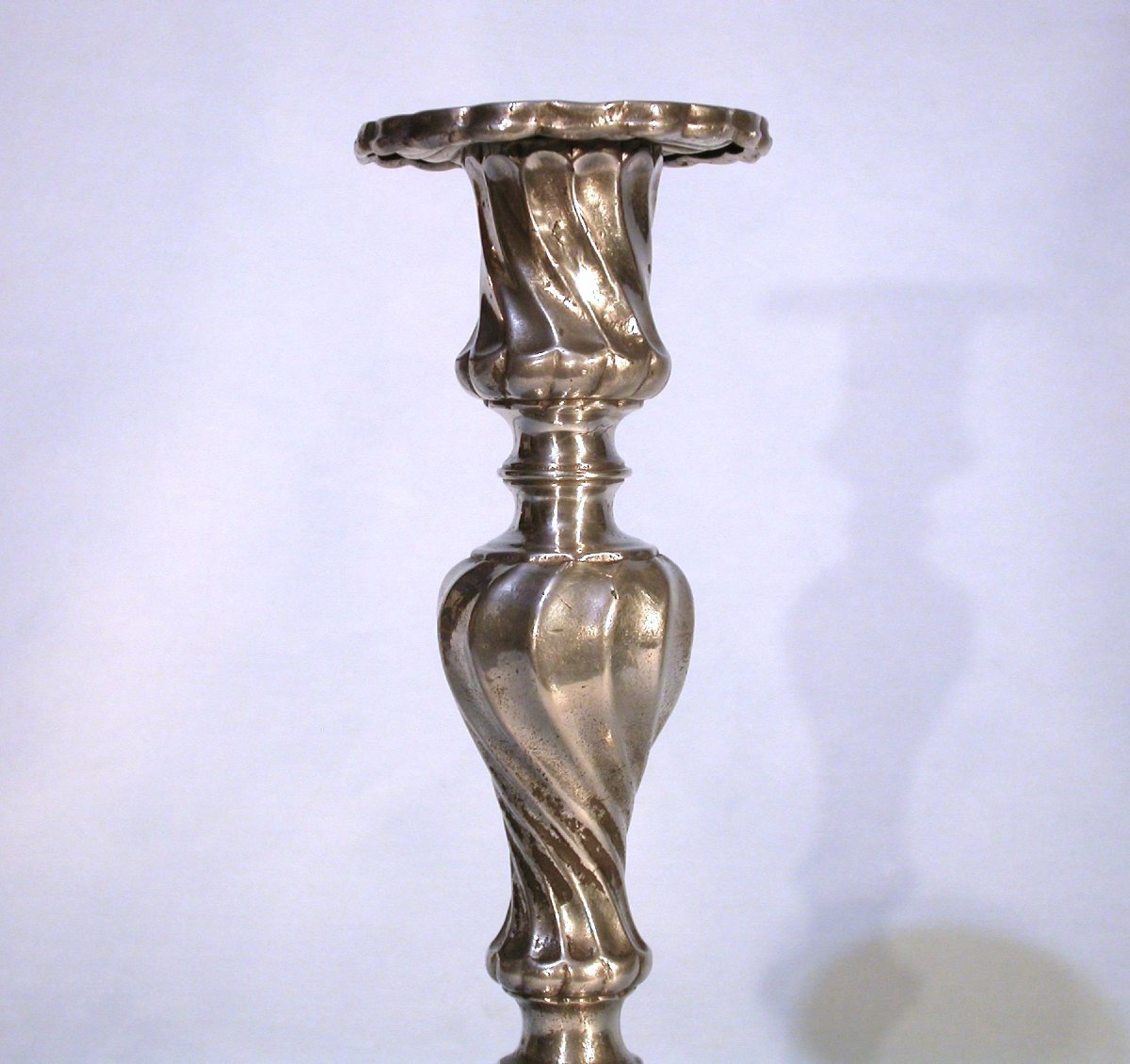 PAIRE DE FLAMBEAUX EN ETAIN - BORDEAUX, 1770/1780-photo-4