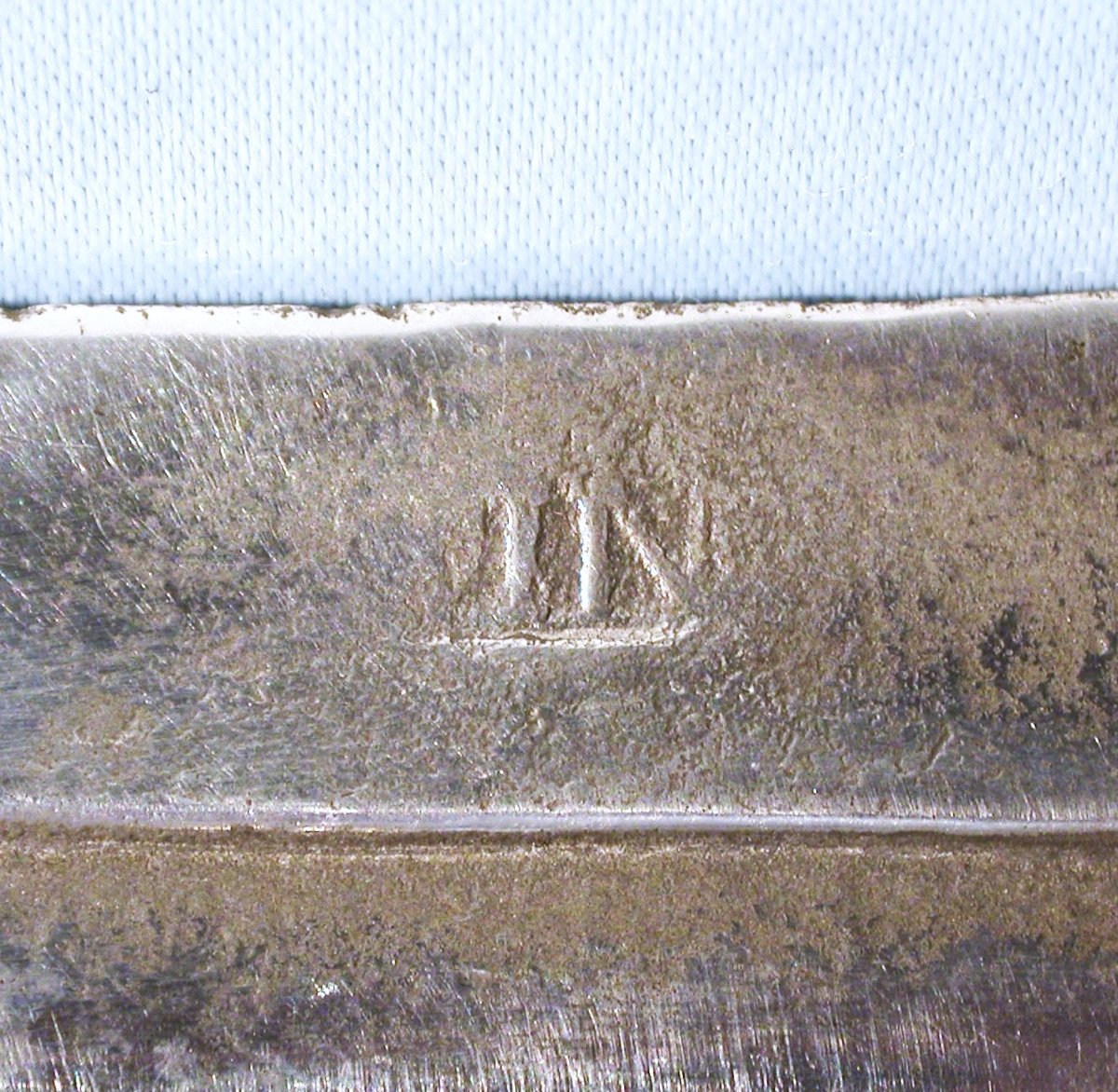 PAIRE DE FLAMBEAUX EN ETAIN - BORDEAUX, 1770/1780-photo-5