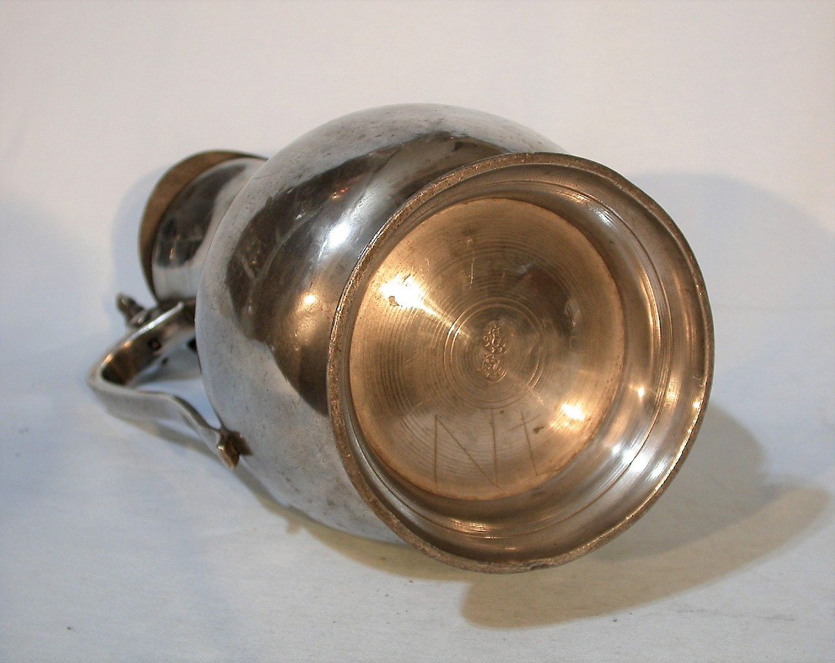 RARE PICHET À VIN EN ETAIN  - LANGRES (Champagne) , XVII ème s-photo-5