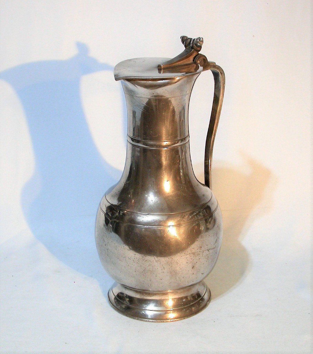 RARE PICHET À VIN EN ETAIN  - LANGRES (Champagne) , XVII ème s-photo-7