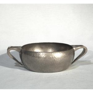 COUPE "ART DECO" EN ETAIN - GRANDE-BRETAGNE, CIRCA 1930