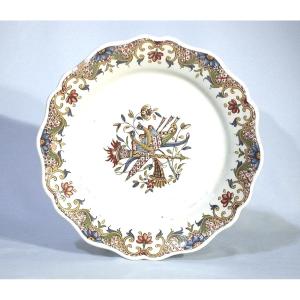 ASSIETE EN FAÏENCE DE ROUEN - XVIII ème s