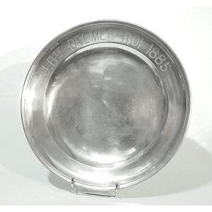 PLAT EN ETAIN DÉDIÉ À LOUISE DELMER - LILLE, XIX ème s