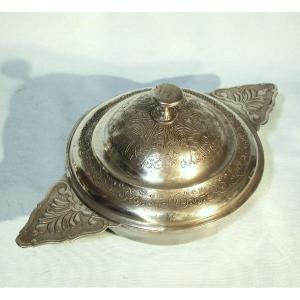 ÉCUELLE EN ÉTAIN - ROUEN (?), CIRCA 1800