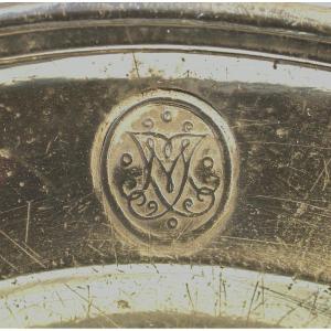 ASSIETTE EN ETAIN - SUISSE, FIN DU XVII ème s