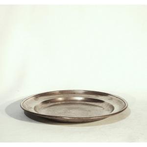 ASSIETTE EN ETAIN - FRIBOURG, MILIEU DU XIX ème s