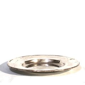 ASSIETTE "À LA CARDINAL" EN ETAIN - BRUXELLES, CIRCA 1700