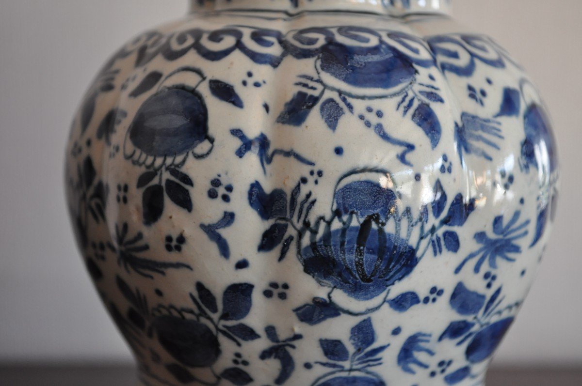 Covered Vase In Delft Earthenware - XVIIIth-photo-3
