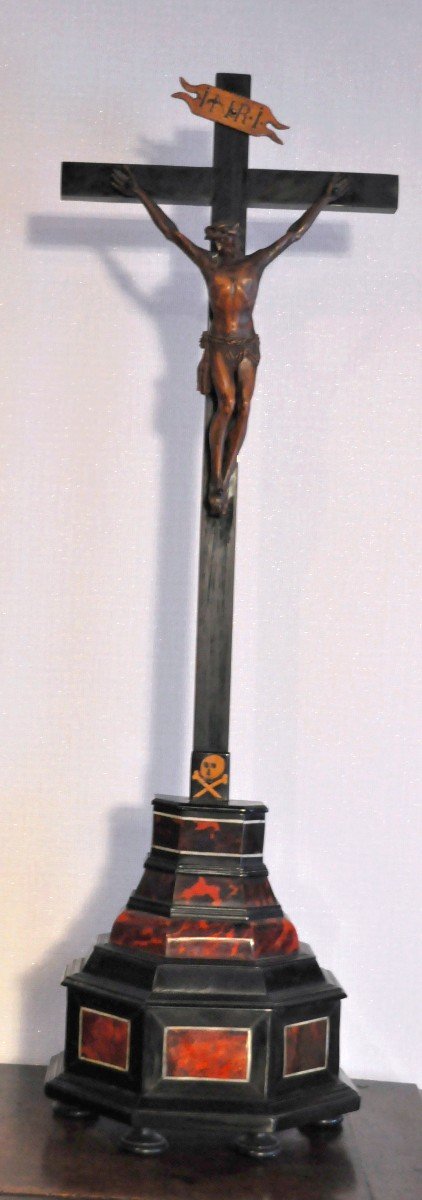 Crucifix En Bois - Christ En Bois - Support Bois Et écailles - XVIIIème