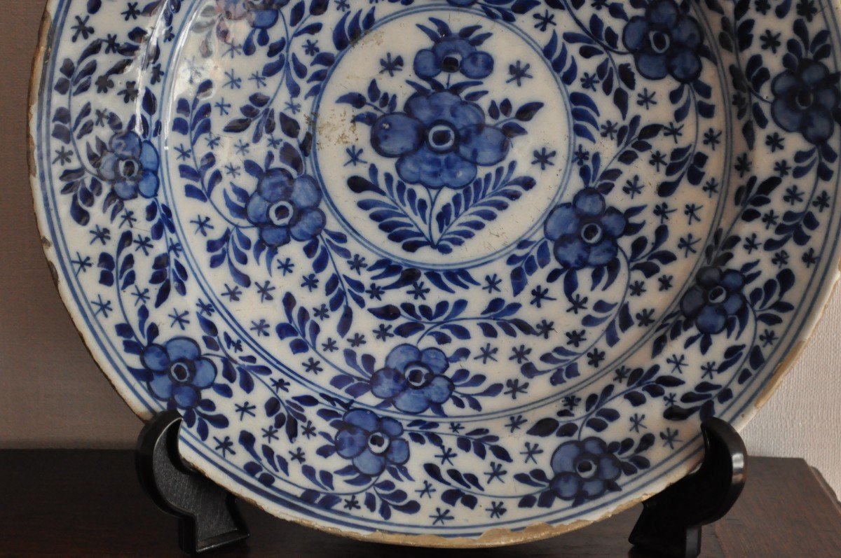 Plat En Faïence De Delft - Signé Circa 1700-photo-3