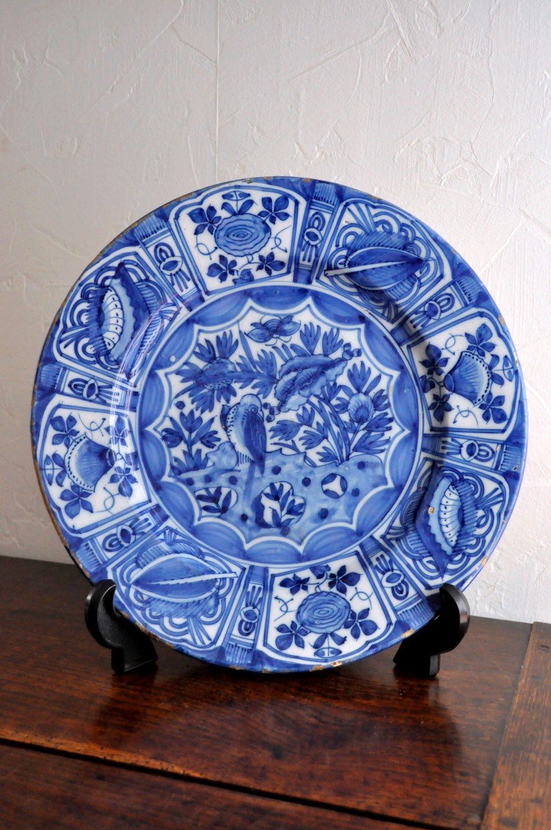 Plat En Faïence De Delft - Signé - Circa 1700