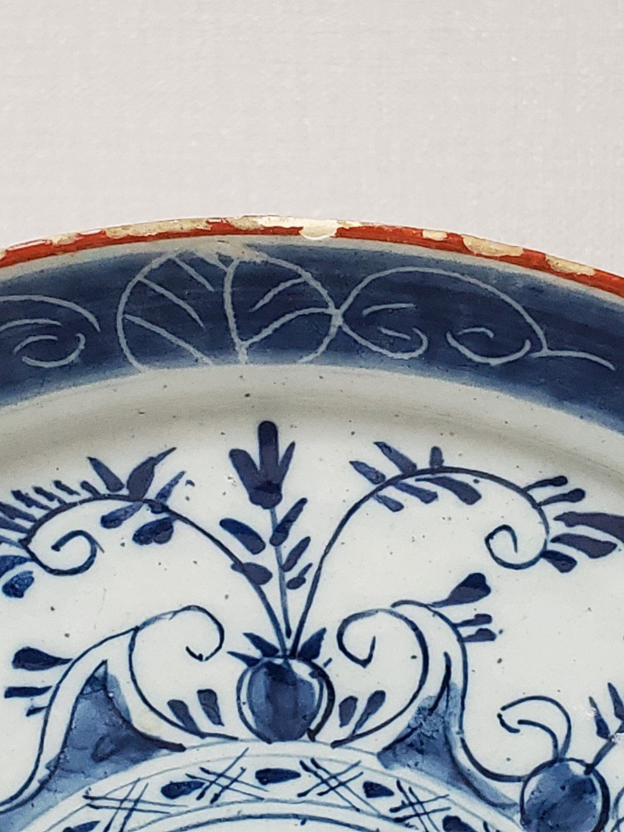 Delft - Earthenware Plate - Early 18th Century-photo-1