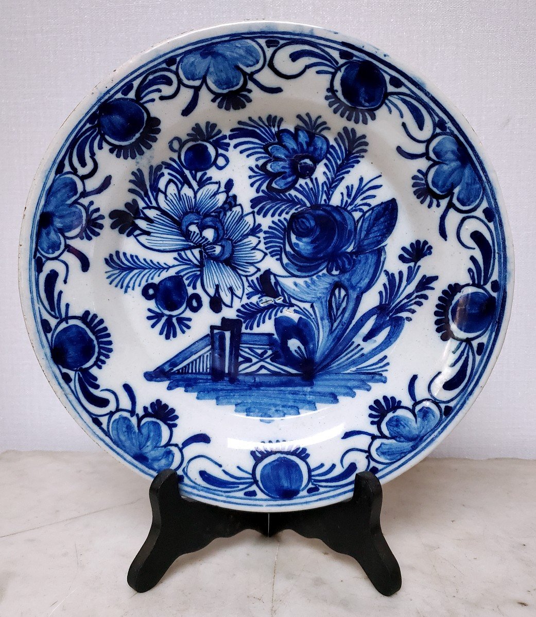 1 Delft Earthenware Plate - 18th Century