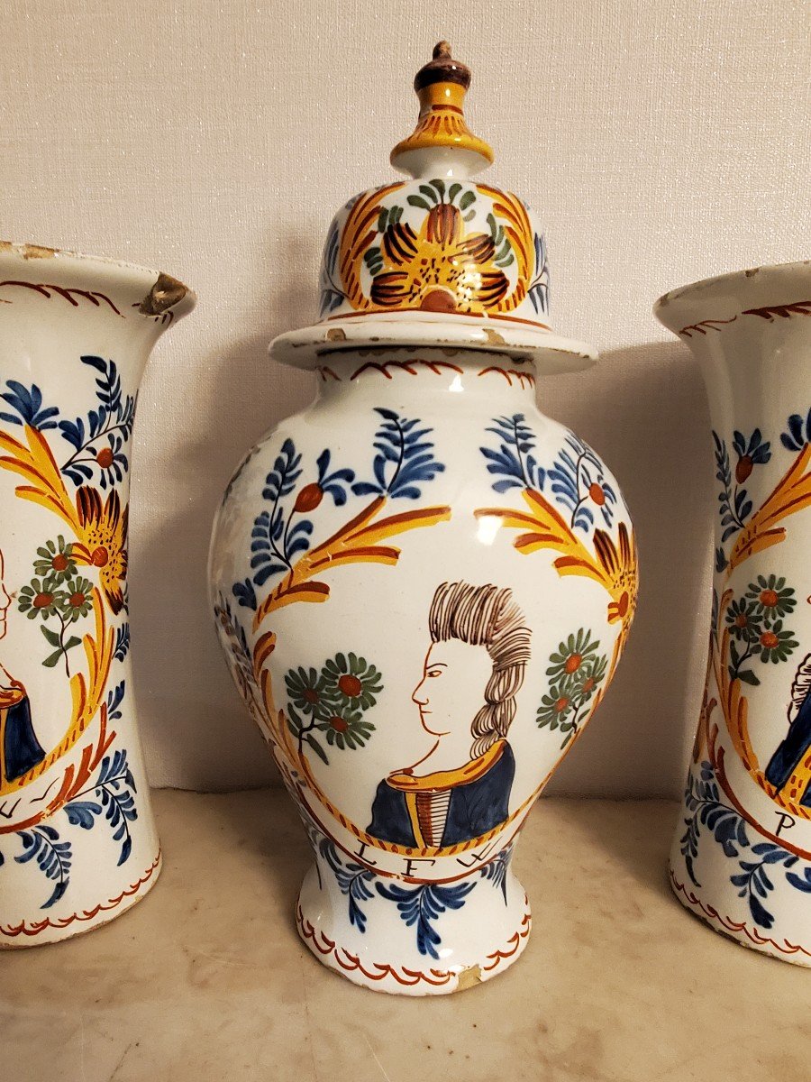 Delft Earthenware – Series Of 5 Signed Pieces - 18th Century-photo-2