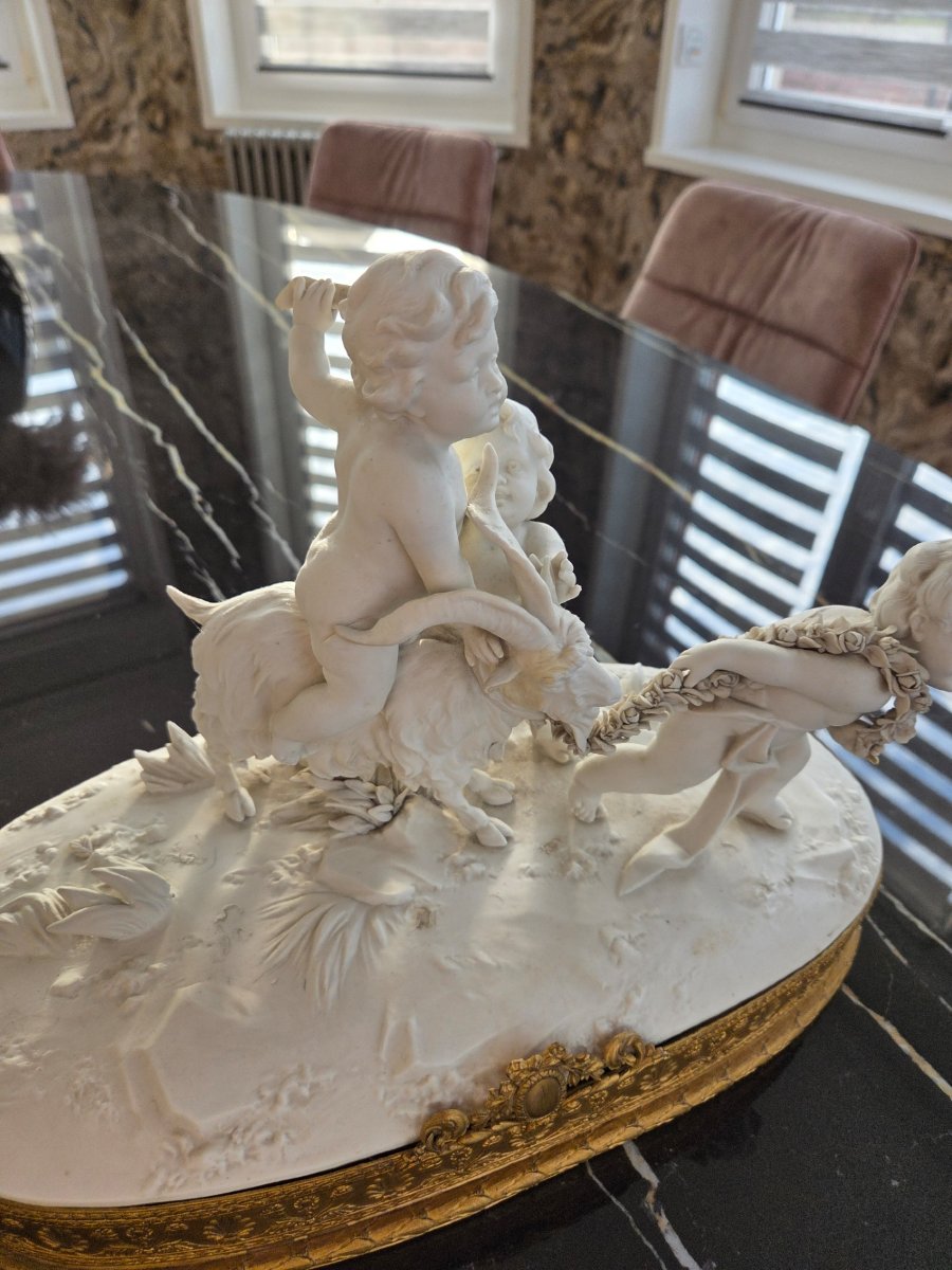 Sculpture - Biscuit - Groupe avec Puttis et bouc de la fin du 19ème siècle-photo-3