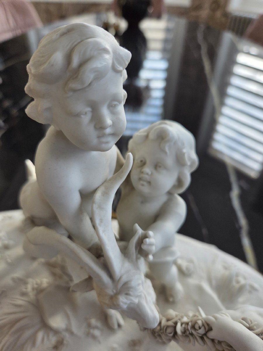 Sculpture - Biscuit - Groupe avec Puttis et bouc de la fin du 19ème siècle-photo-6