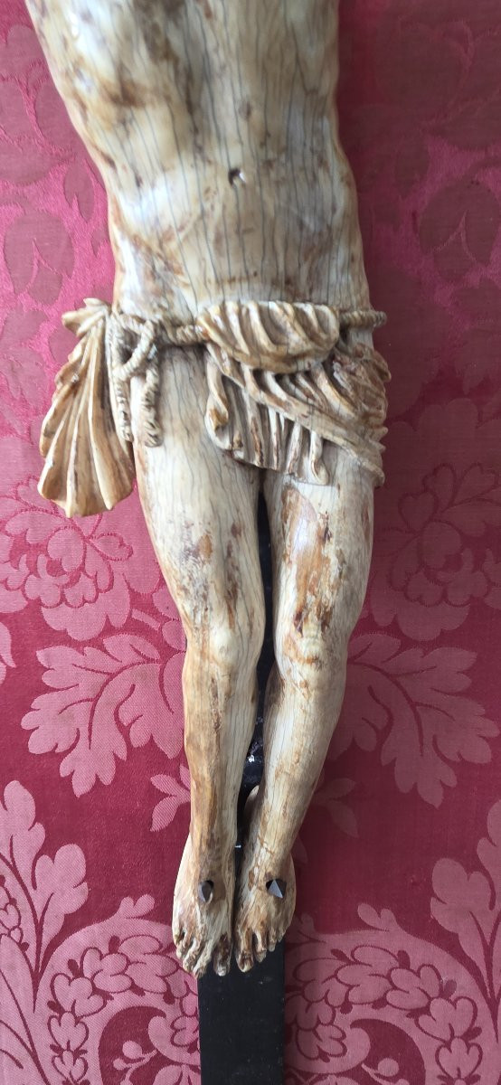 Tableau - Crucifix avec Christ en ivoire XVIIème - CITES-photo-7