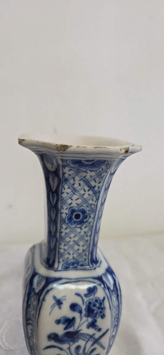 Vase cornet forme octogonale en Faïence de Desvres XIXème-photo-1