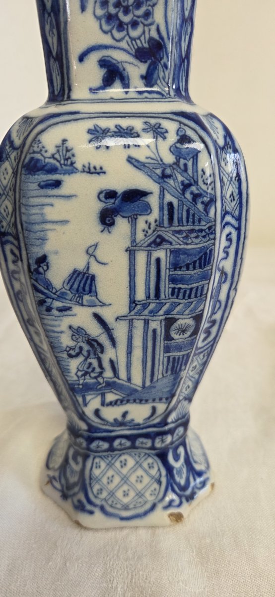 Vase cornet forme octogonale en Faïence de Desvres XIXème-photo-5