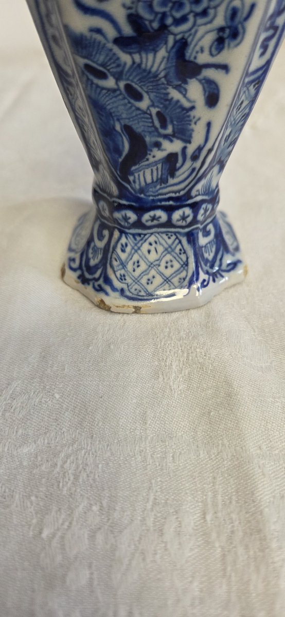 Vase cornet forme octogonale en Faïence de Desvres XIXème-photo-7