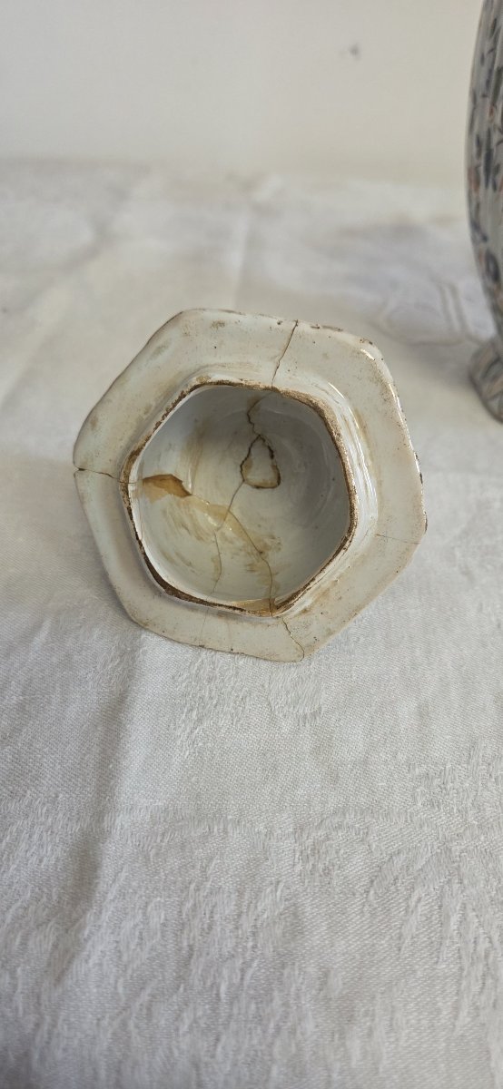 19th-century Desvres Earthenware Covered Jar-photo-3